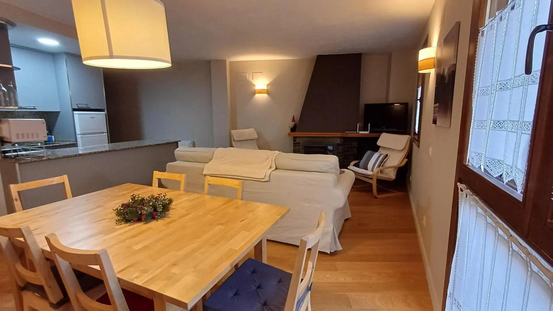 Apartment Boren Muntanyes I Neu Spain